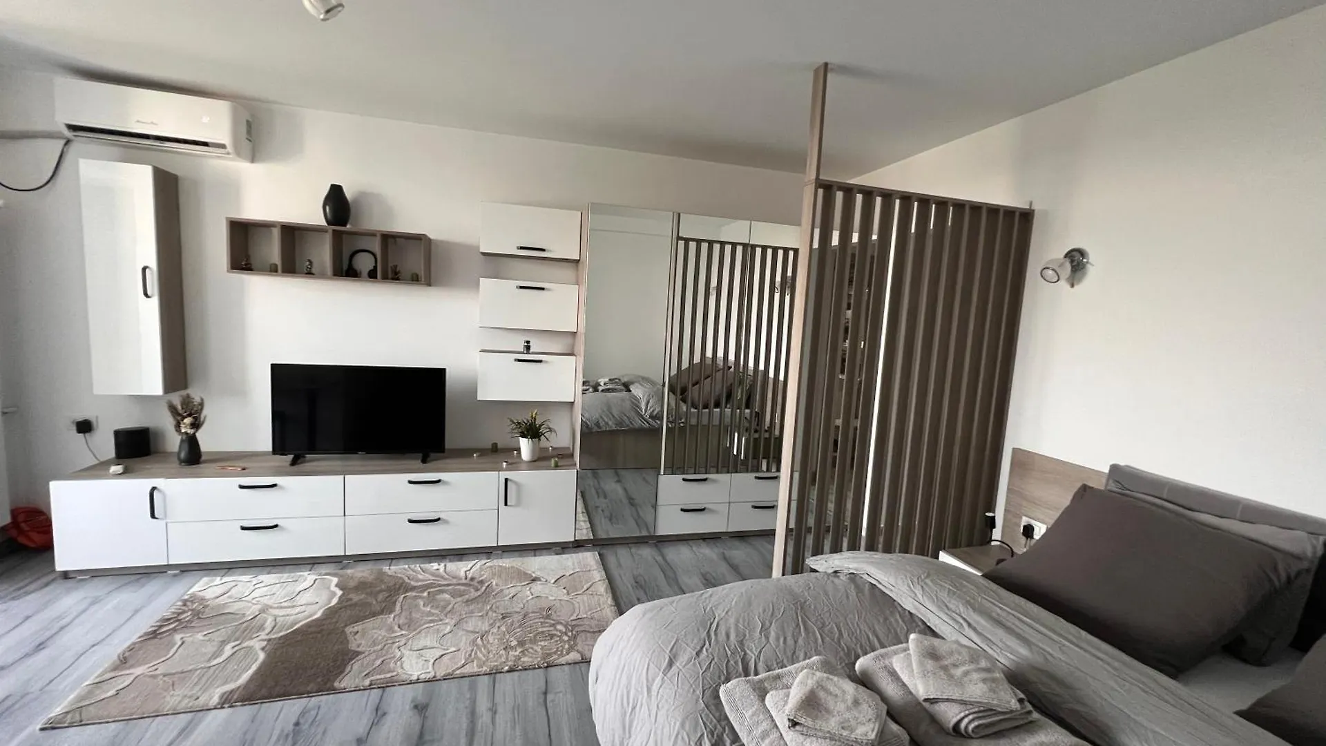 Axal Studio Apartment Bucharest 0*,  Romania